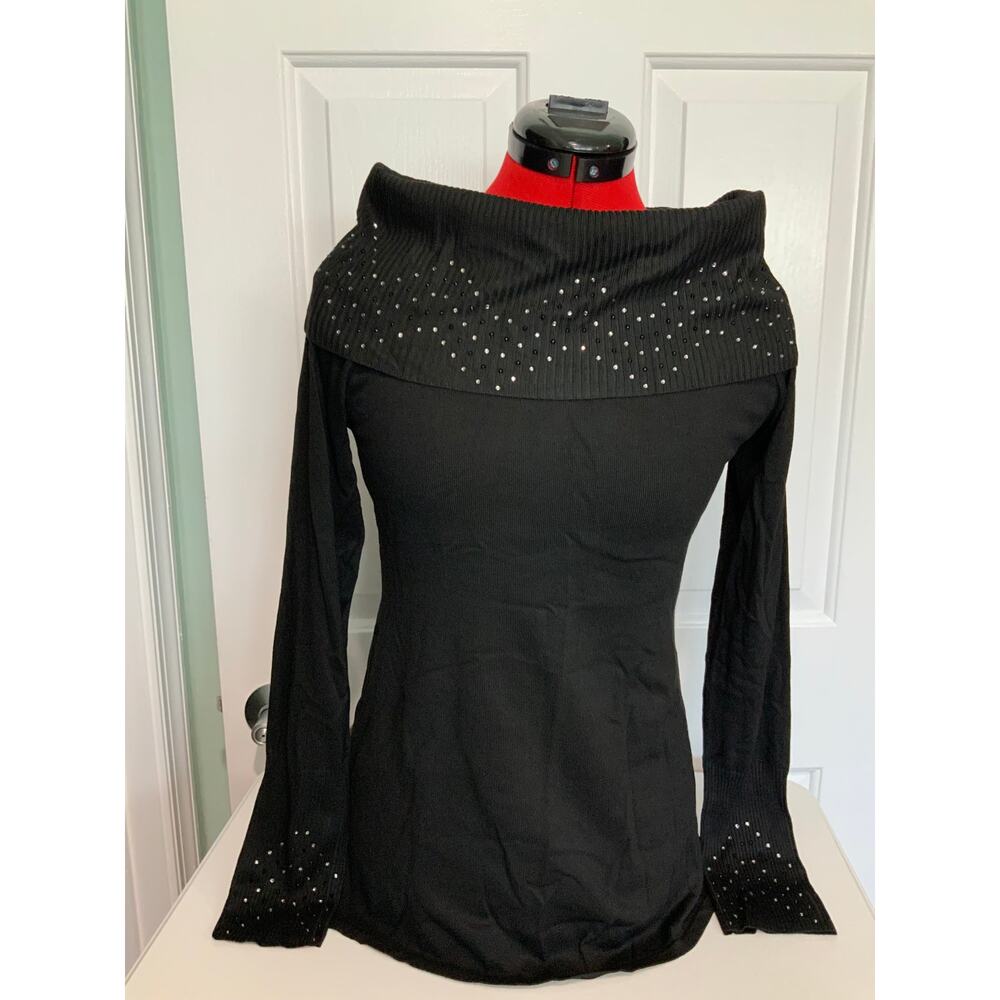 Small, Black Off-Shoulder Lightweight Sweater